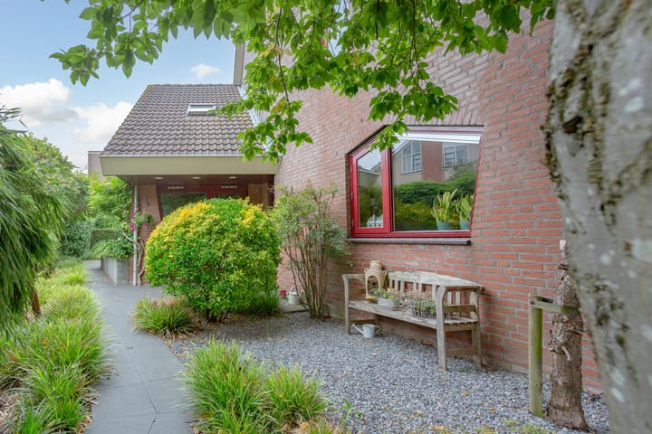 Foto 2 van Caro van Eycksingel 27