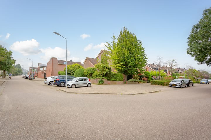 Foto 44 van Caro van Eycksingel 27