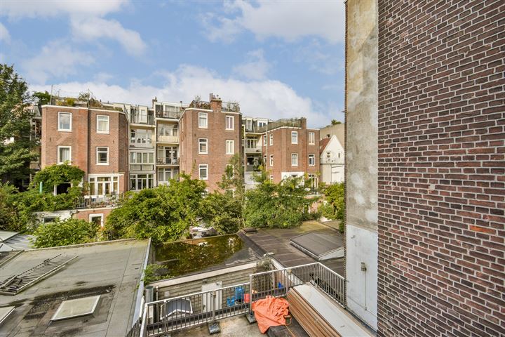 View photo 13 of Bilderdijkstraat 92-2