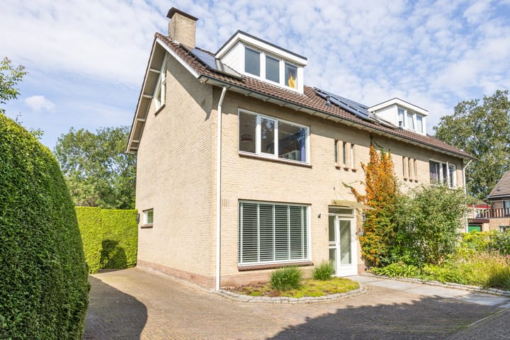 Foto 2 van Reviusstraat 34-A