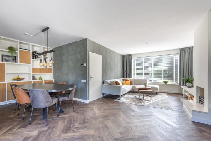 Photo 14 of Reviusstraat 34-A