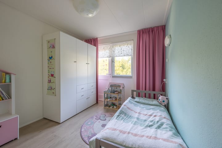 Photo 37 of Reviusstraat 34-A