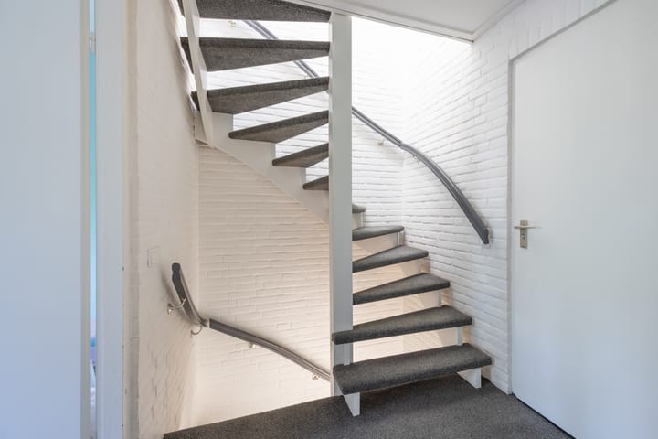 Photo 42 of Reviusstraat 34-A