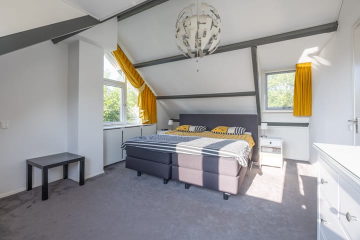 Photo 44 of Reviusstraat 34-A