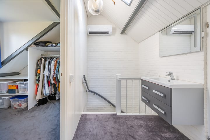 Photo 46 of Reviusstraat 34-A