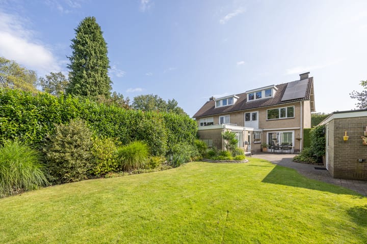 Photo 49 of Reviusstraat 34-A