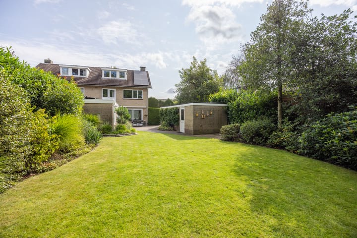 Photo 67 of Reviusstraat 34-A