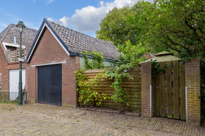 Foto 28 van Graaf van Solmsweg 59