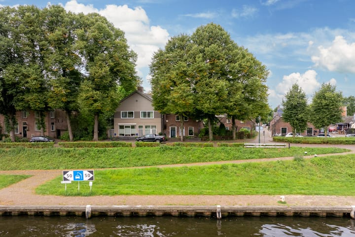 Foto 55 van Graaf van Solmsweg 59