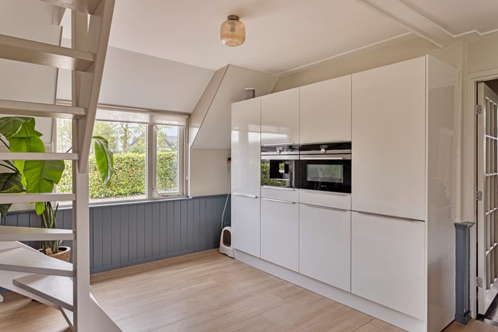 Photo 19 of Molenweg 9