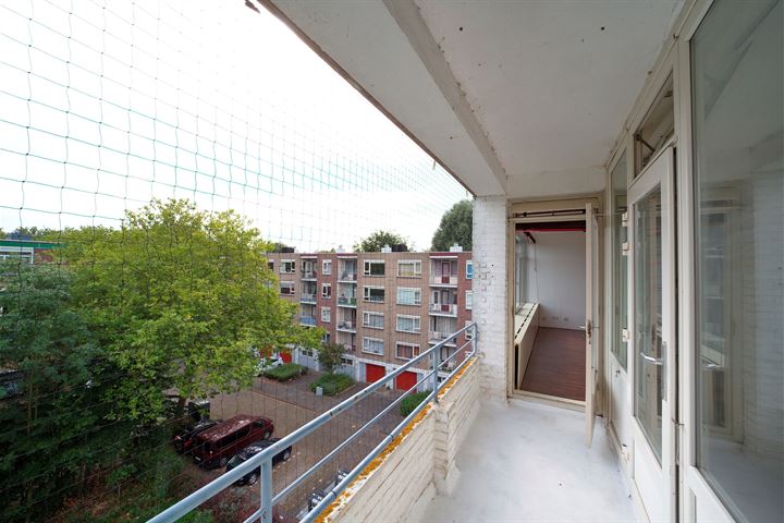 View photo 20 of Datheenstraat 257