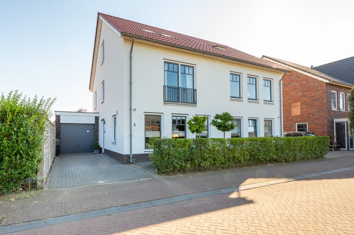 Photo 1 of Goudsbloemdreef 1