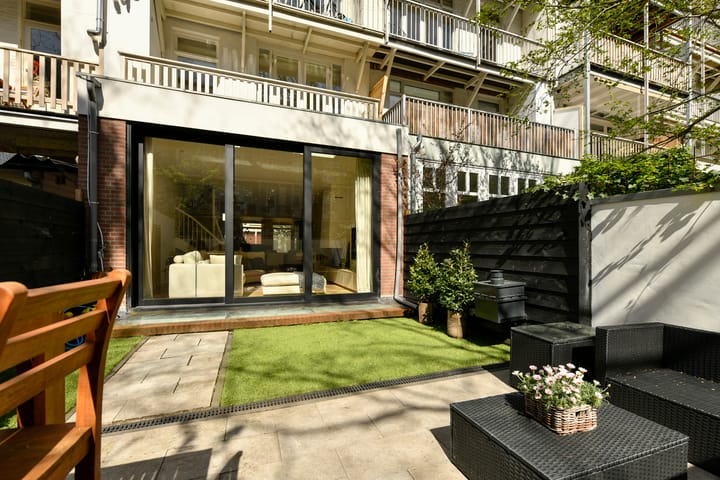 Foto 11 van Cornelis Anthoniszstraat 64-H