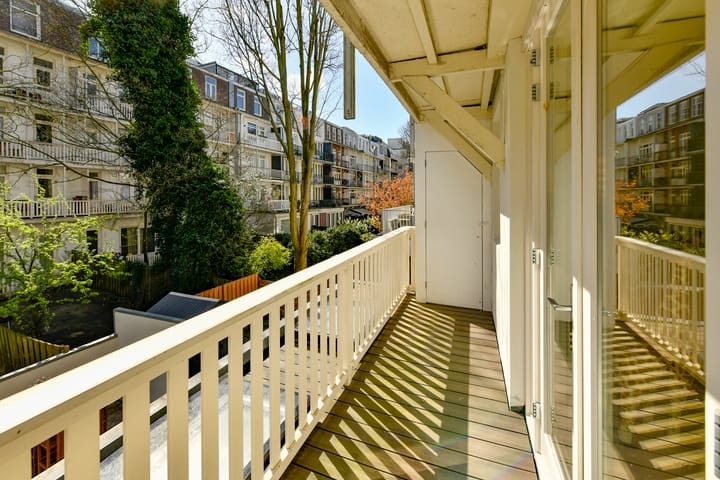 Foto 18 van Cornelis Anthoniszstraat 64-H