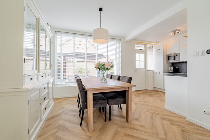 Foto 13 van Wilhelminaplantsoen 29