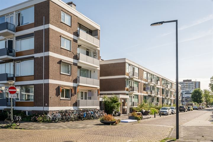 Bekijk foto 31 van van der Werffstraat 182