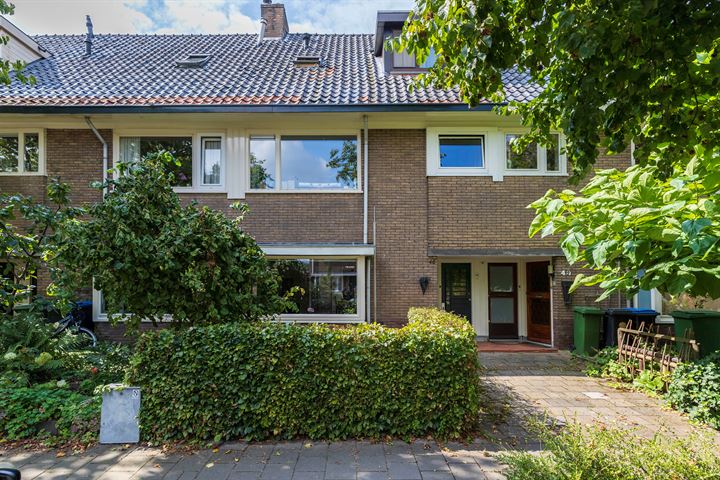 Bekijk foto 1 van Beeldhouwerstraat 46