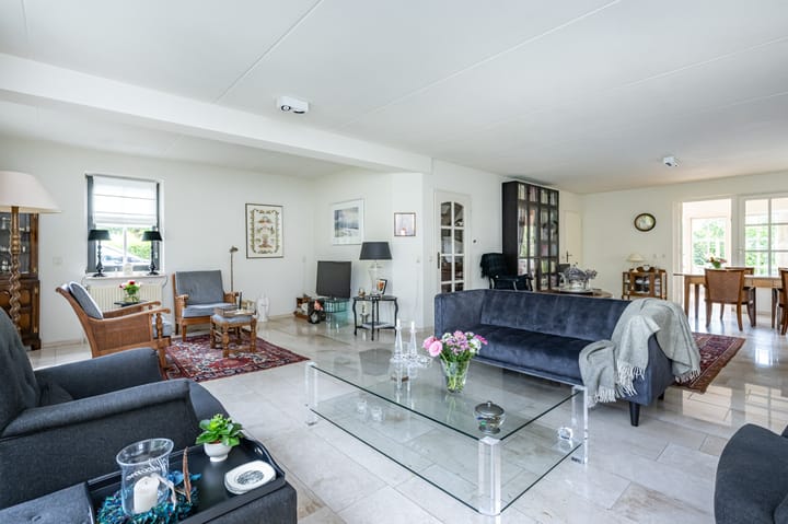 Foto 11 van Prins Bernhardlaan 145