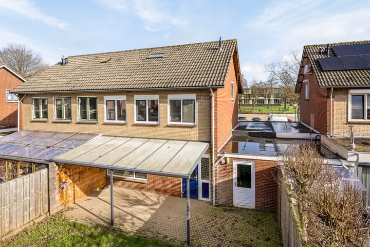 Foto 34 van Robijnlaan 87