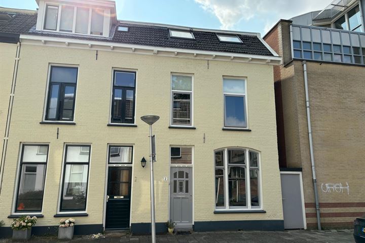 Bekijk foto 1 van Oosterstraat 2