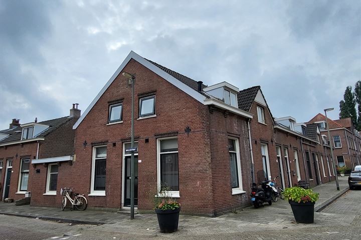 View photo 22 of Brielsestraat 31