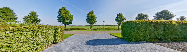 View 360° photo of Voortuin of Mutserd 38