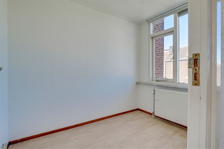 Bekijk foto 17 van Anjelierstraat 4