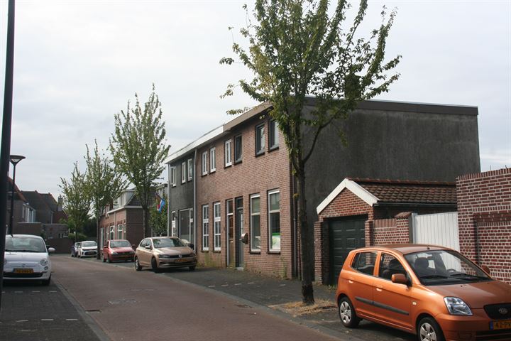 Bekijk foto 4 van Maarten Trompstraat 2