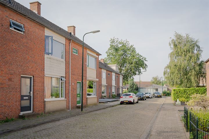 Bekijk foto 6 van Doublethstraat 7