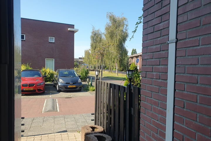 Bekijk foto 27 van Berlijnstraat 20