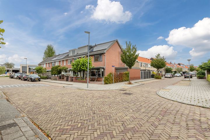 Bekijk foto 33 van Houthavenstraat 25