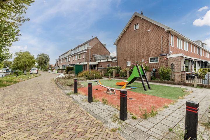 Bekijk foto 34 van Houthavenstraat 25