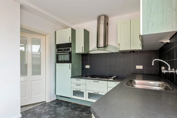 Foto 11 van Sportveldstraat 63