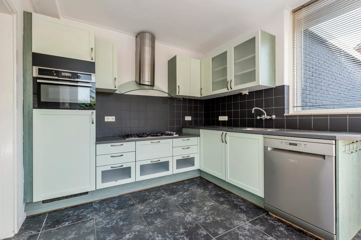 Foto 12 van Sportveldstraat 63