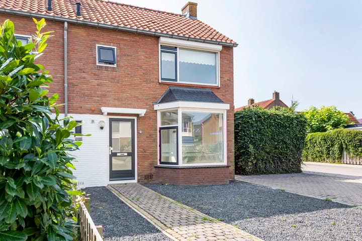 Foto 18 van Sportveldstraat 63