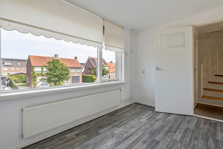 Foto 29 van Sportveldstraat 63