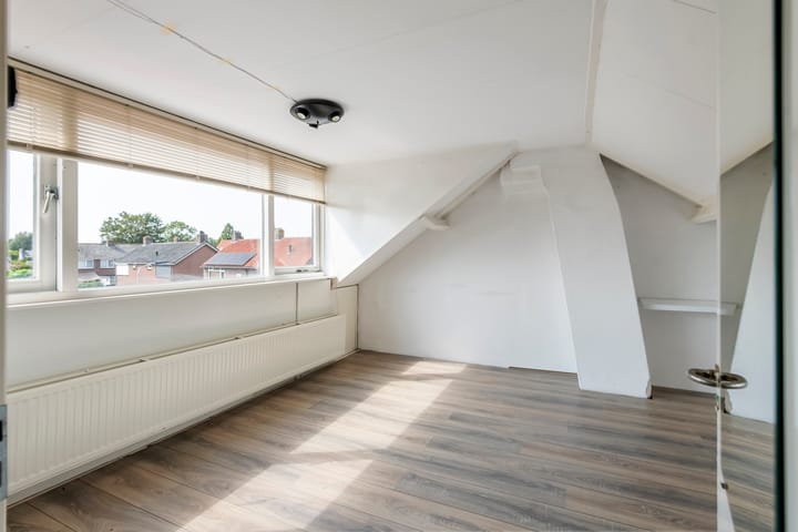 Foto 34 van Sportveldstraat 63