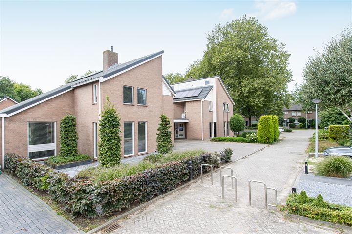 View photo 71 of Looiersstraat 9