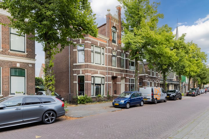 Oostzijde 38