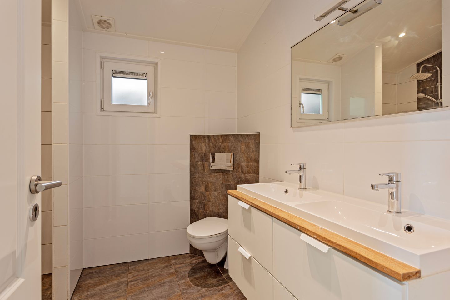 Foto 20 van Rijksstraatweg 186-302