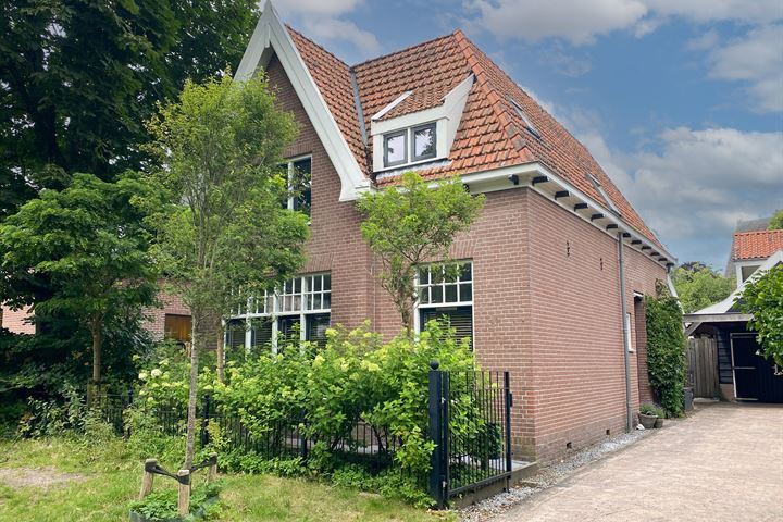 View photo 43 of Beemsterlaan 3