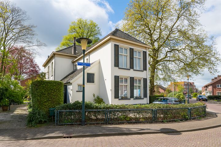 Bekijk foto 47 van Karel Doormanstraat 8