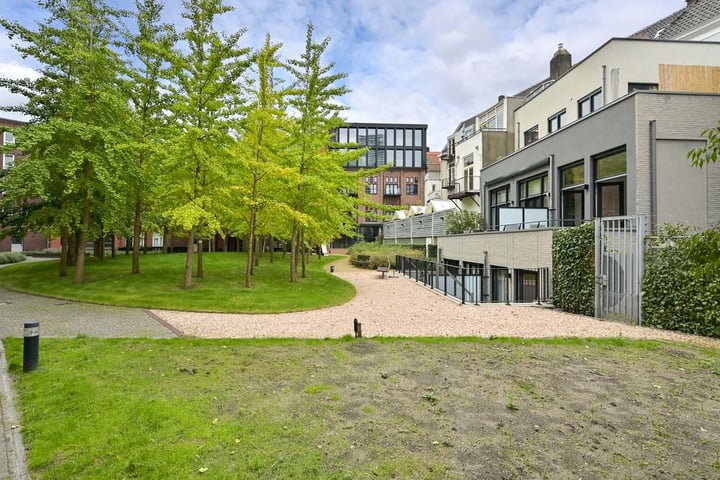 View photo 42 of Herengracht 17-E