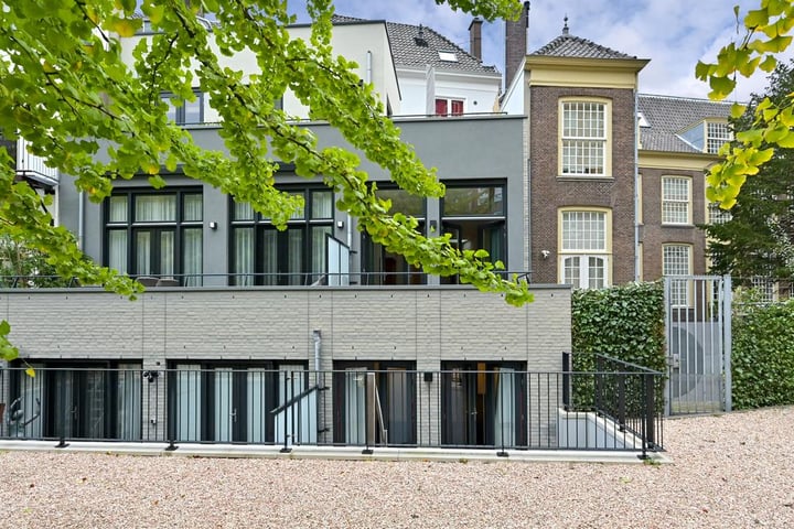 View photo 49 of Herengracht 17-E