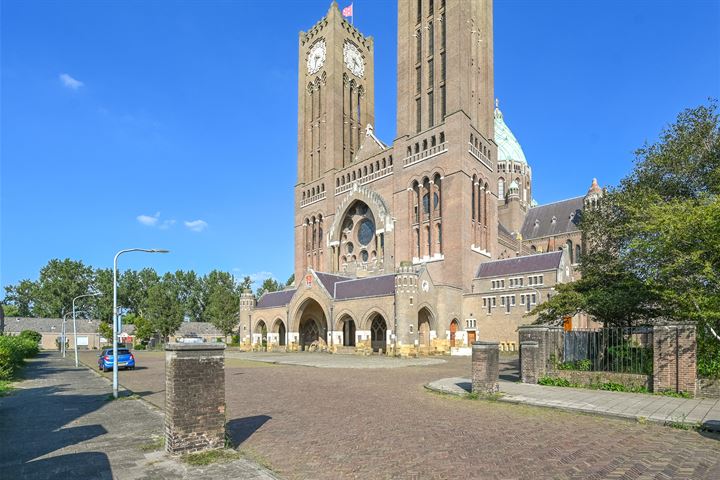 View photo 49 of Bisschop Callierstraat 32