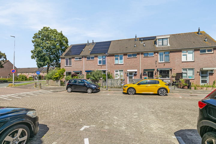 Bekijk foto 23 van J. Ingenhovenstraat 38