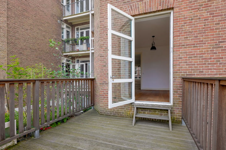 View photo 18 of Zocherstraat 22-1