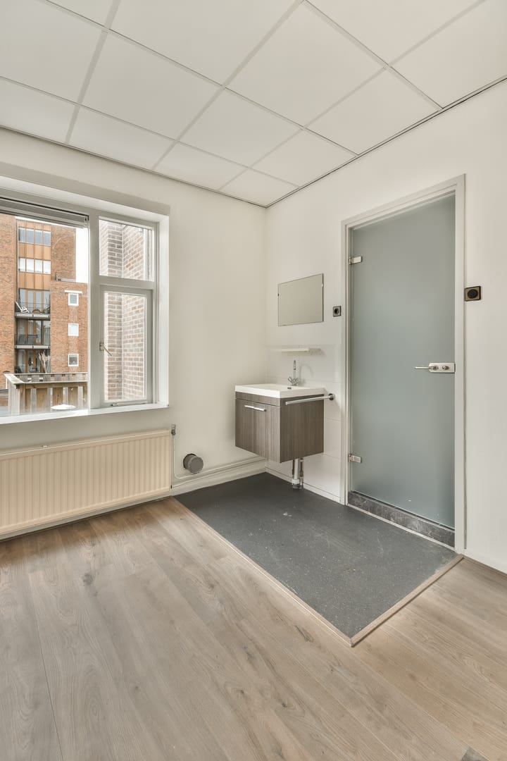 Foto 15 van Westzijde 110-A