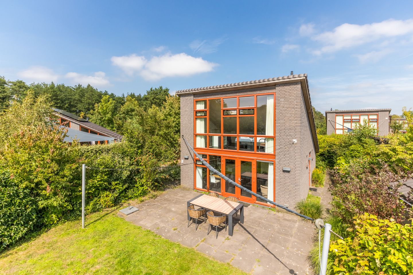 Foto 4 van Oostgrasdijk 1-11