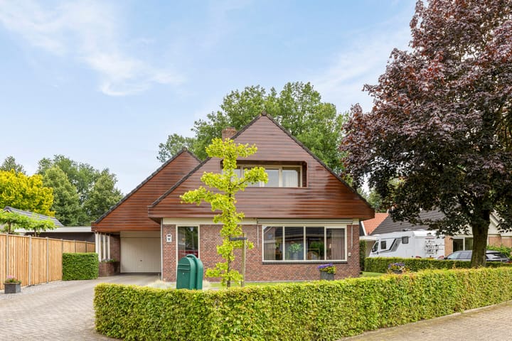 Foto 1 van Breemösstraat 6